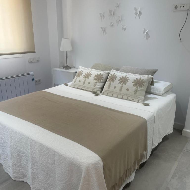 Marbella Eurobel - Two-Bedroom Apartment - 32