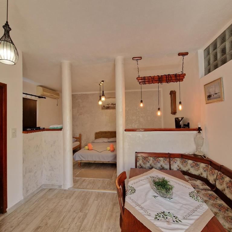 Apartmani Vlahović - Studio Apartment - 6