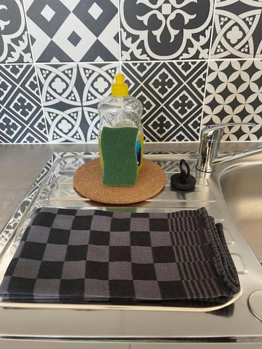 Studio cosy rue Alexander Taylor, Wifi, 2 pers - Appartement 1 Chambre - 26