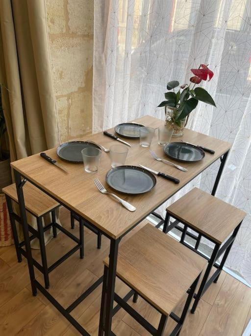 Appartement en face de la gare Saint Jean - Appartement 1 Chambre - 8