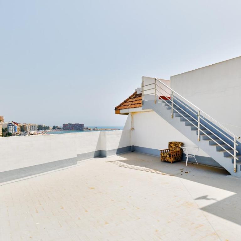 Espanhouse Sunrise - Two-Bedroom Apartment - 15