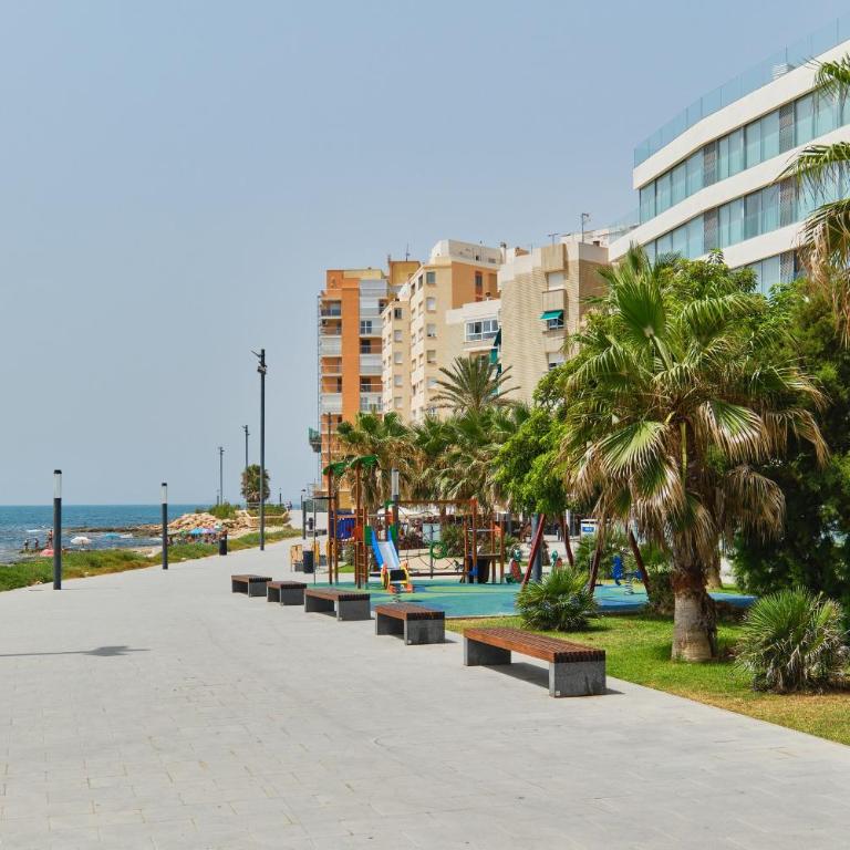 Espanhouse Sunrise - Two-Bedroom Apartment - 37