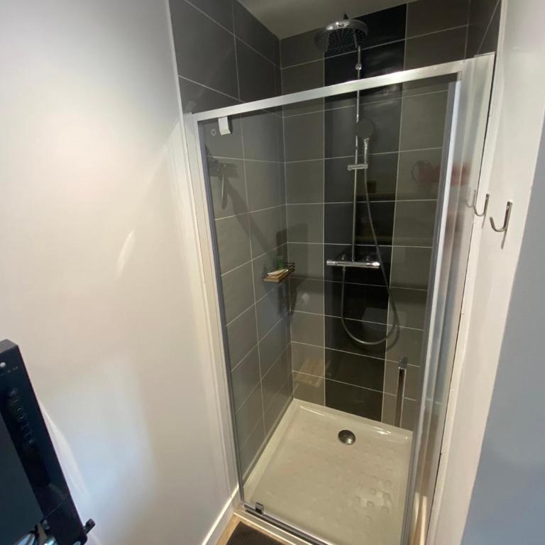 Appart T2 avec parking, loggia, vue Puy de Dôme - Appartement 1 Chambre - 17
