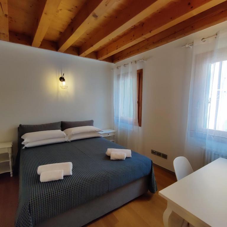Palazzo degli Artisti - Appartamento con 2 Camere da Letto - 9