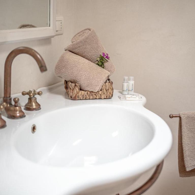 Masseria Pavone - Apartment with Garden View - 6