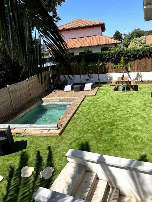 Logement avec piscine privée chauffée - Maison 2 Chambres - 2