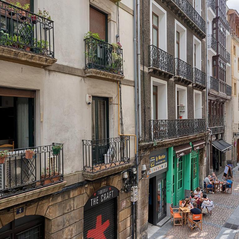 Moderno y Lujoso en el Historico Casco Viejo - Two-Bedroom Apartment - 36