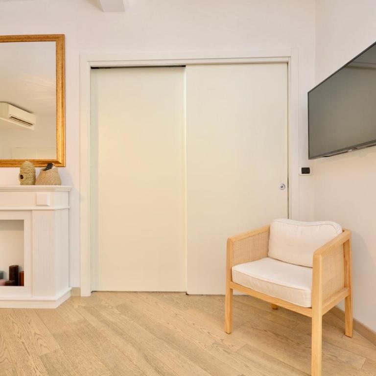 Casa dell'Arco - A meno di un minuto a piedi dalle spiagge - 5 posti letto - AC e WIFI - Appartamento con 2 Camere da Letto - 5