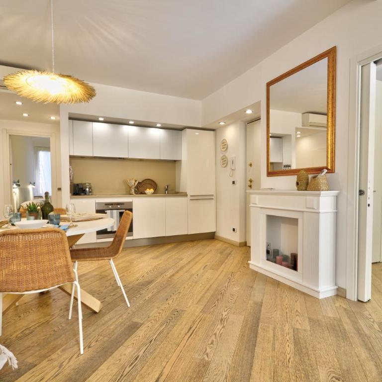Casa dell'Arco - A meno di un minuto a piedi dalle spiagge - 5 posti letto - AC e WIFI - Appartamento con 2 Camere da Letto - 1