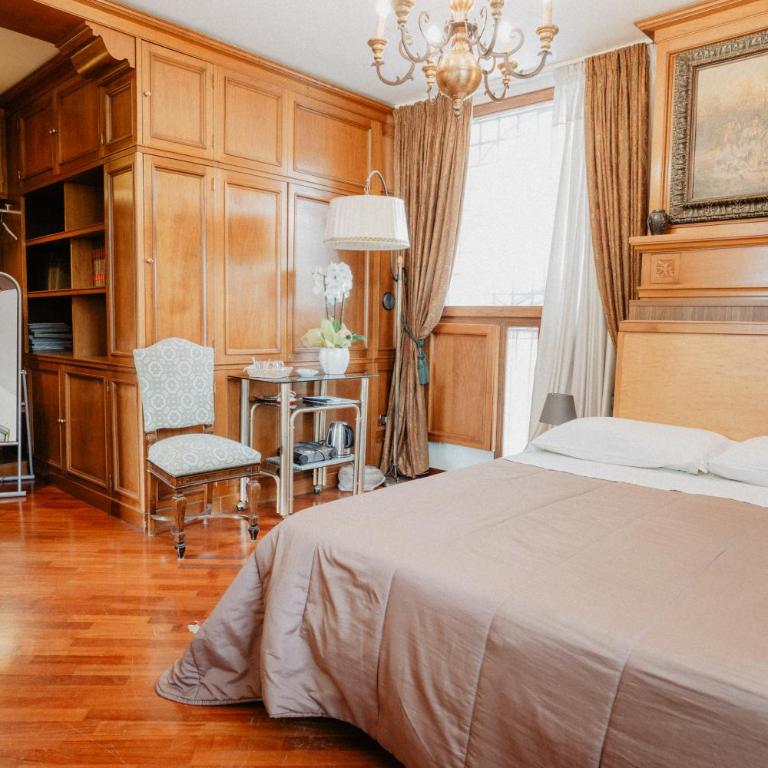 Villa Luigi XVI - Deluxe Room - 8