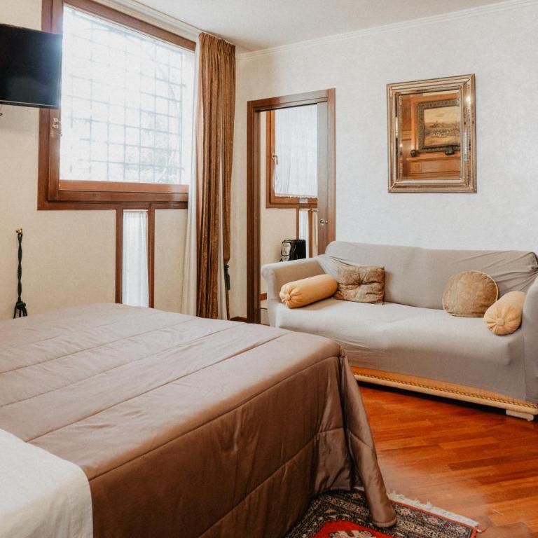 Villa Luigi XVI - Deluxe Room - 6