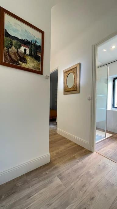 Le 9 Victor Hugo Vue sur les Toits, Loft Triplex avec terrasse, intra muros - Maison 3 Chambres - 37