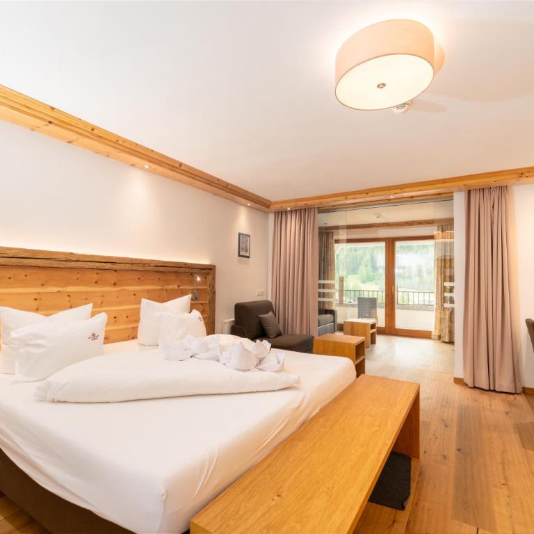 Hotel Schwarzer Adler - Deluxe Suite - 7