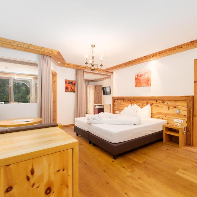 Hotel Schwarzer Adler - Familiensuite - 4