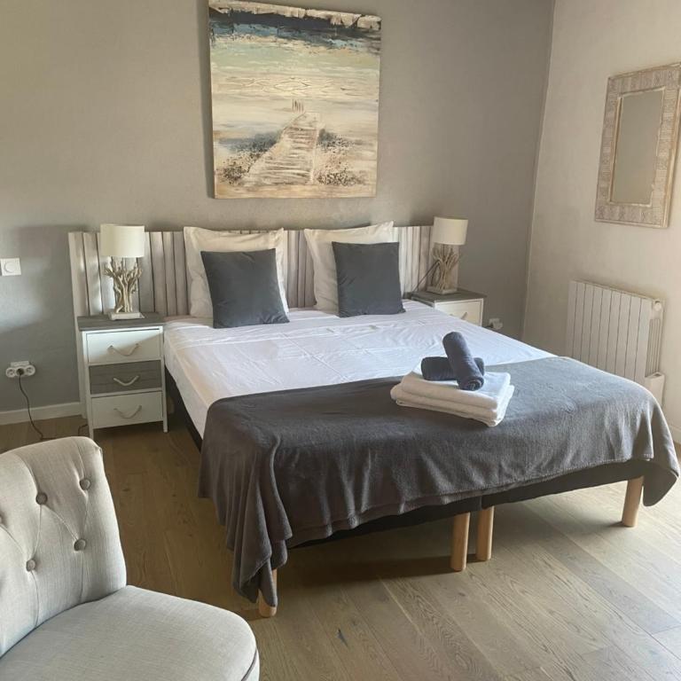appartement a 50 m de la place aux herbes - Appartement 2 Chambres - 12