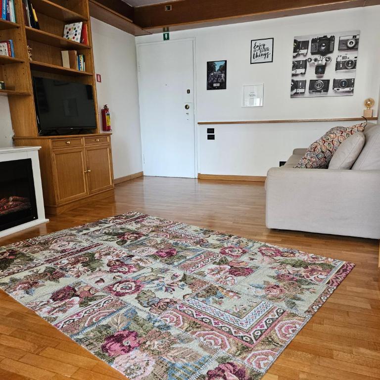 R.C. Giulio Cesare. Loft in centro - Casa con 1 Camera da Letto - 2