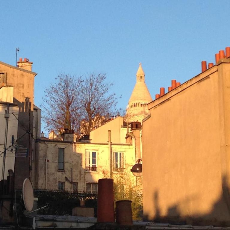 Montmartre Bright & Quiet - One-Bedroom Apartment - 13