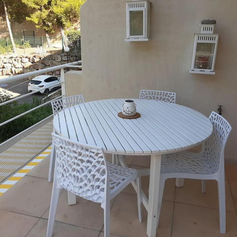 T1 bis Mezzanine 4 pers- Résidence boisé 5mn de la mer en voiture - Apartamento de 1 dormitorio - 4