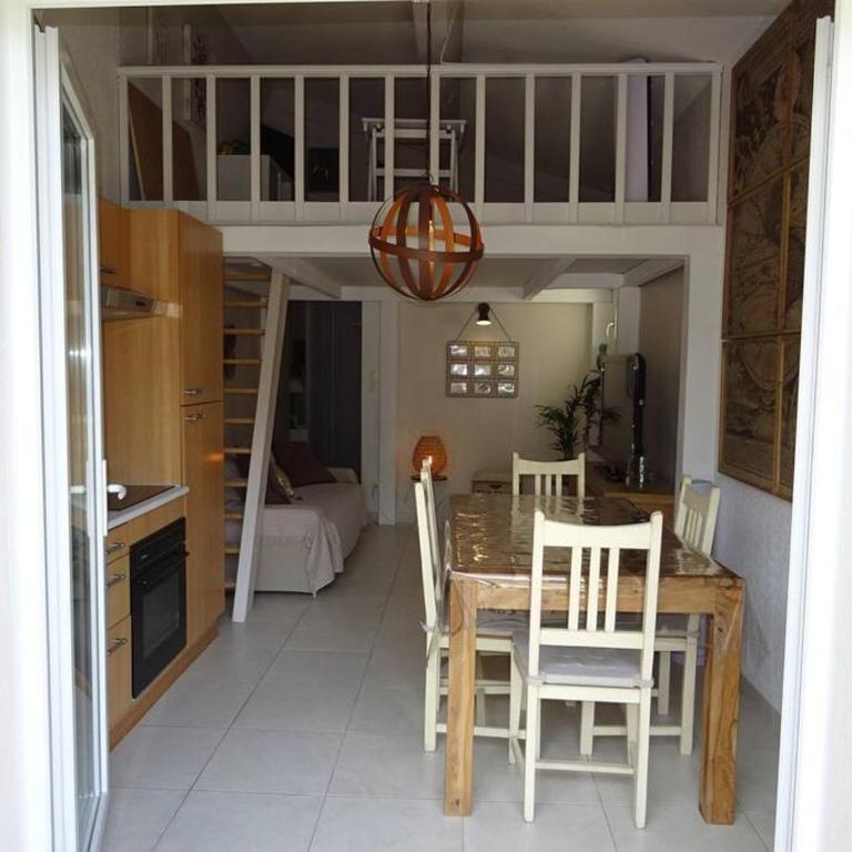 T1 bis Mezzanine 4 pers- Résidence boisé 5mn de la mer en voiture - Apartamento de 1 dormitorio - 9