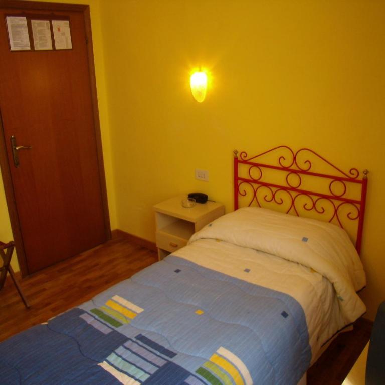 Hotel Savoia e Campana - Camera Singola - 5