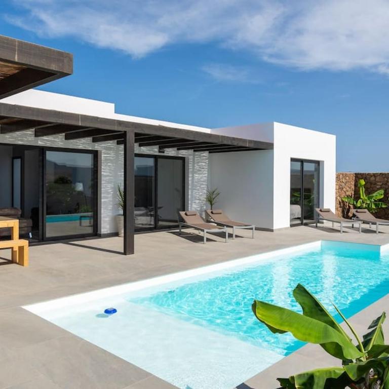 Villa Beta heated pool by FuerteventuraVillas - Villa de 3 dormitorios - 1