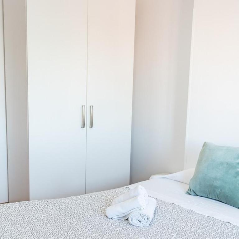 Adaptado y cómodo apartamento en Iturrama - Apartamento de 3 dormitorios - 5