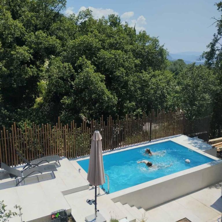 Once Upon a Time in Montenegro - Vila - 10