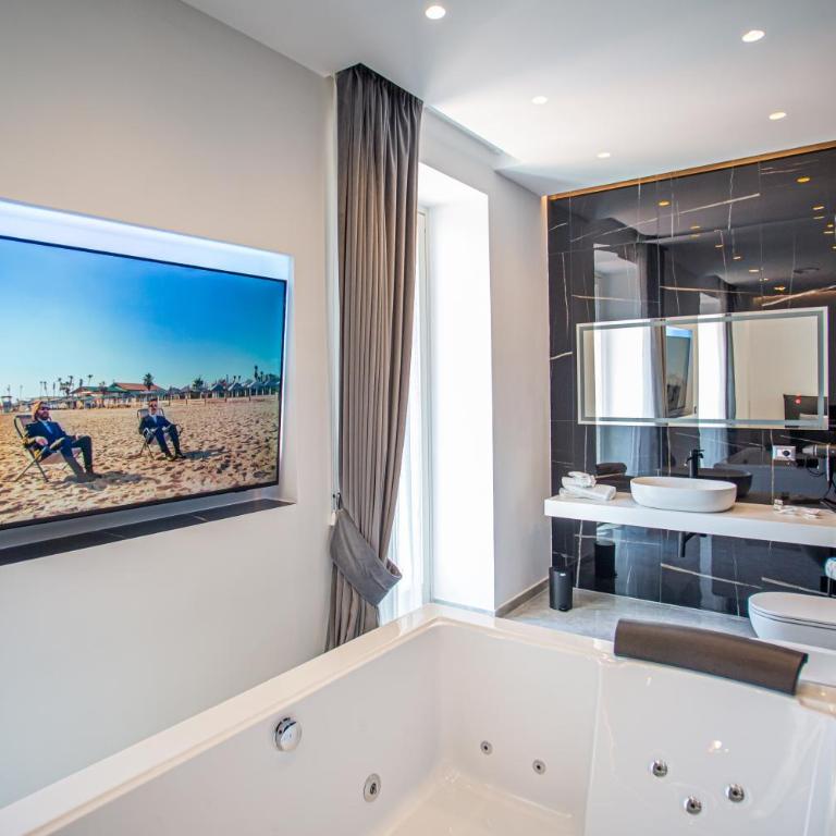 Forever Luxury Rooms - Suite King con Vasca Idromassaggio - 1