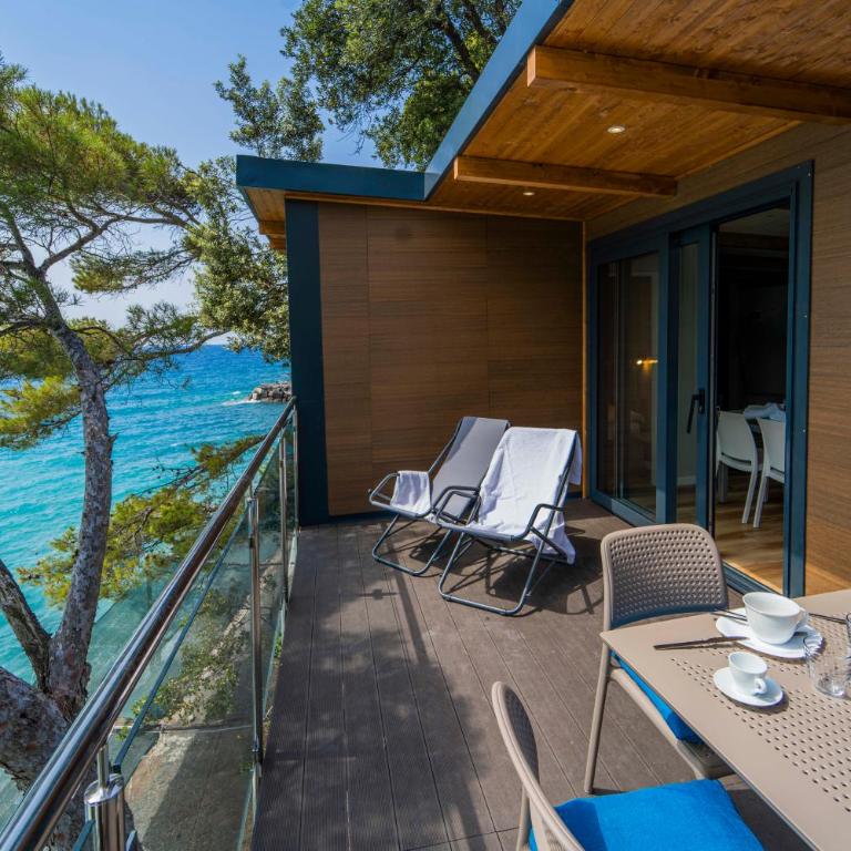 Villaggio Smeraldo - Bungalow Fronte Spiaggia - 1