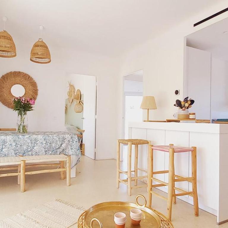 Vue mer à couper le souffle - nouveau entièrement rénové - Appartement 2 Chambres - 42