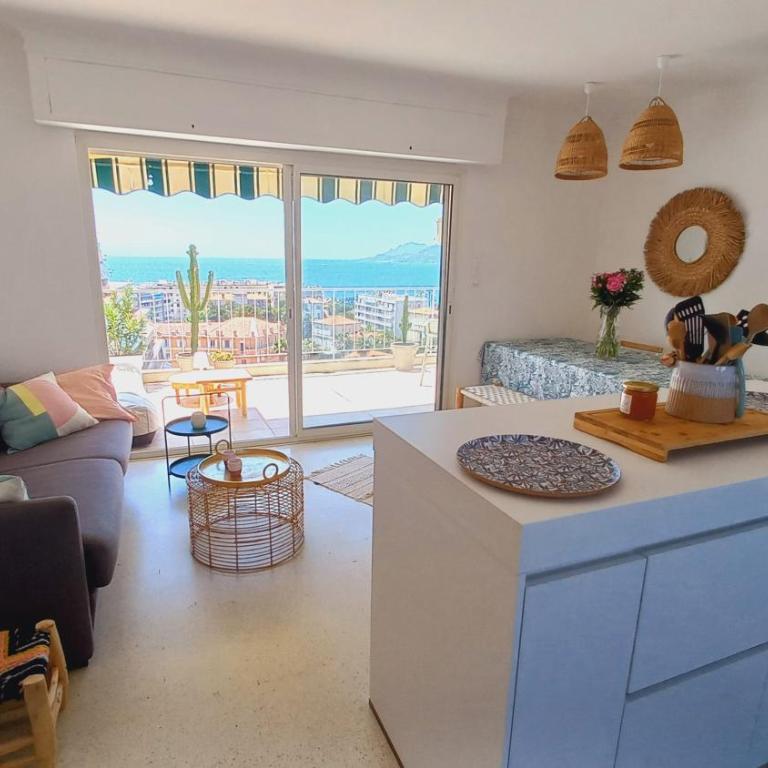 Vue mer à couper le souffle - nouveau entièrement rénové - Appartement 2 Chambres - 5