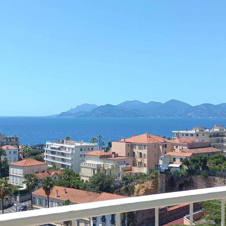 Vue mer à couper le souffle - nouveau entièrement rénové - Appartement 2 Chambres - 19