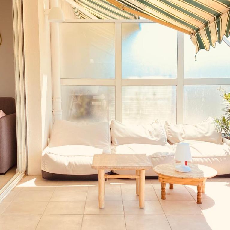 Vue mer à couper le souffle - nouveau entièrement rénové - Appartement 2 Chambres - 16