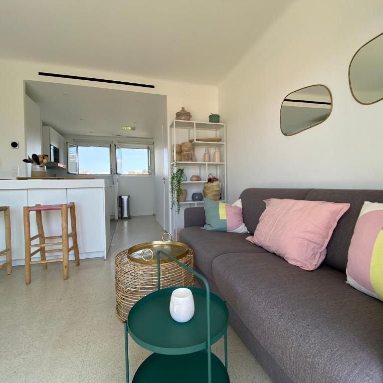 Vue mer à couper le souffle - nouveau entièrement rénové - Appartement 2 Chambres - 22