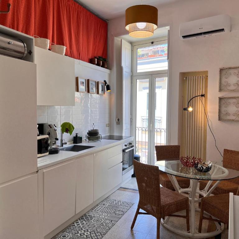 Le scale del Principe - Appartamento con 2 Camere da Letto - 13