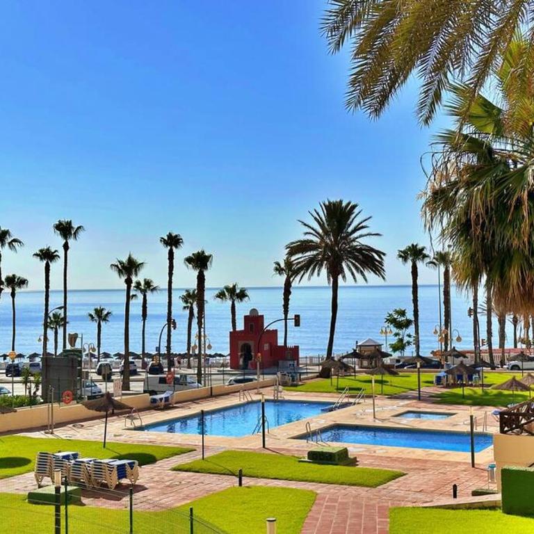 Apartamento frente mar y playa. - One-Bedroom Apartment - 4