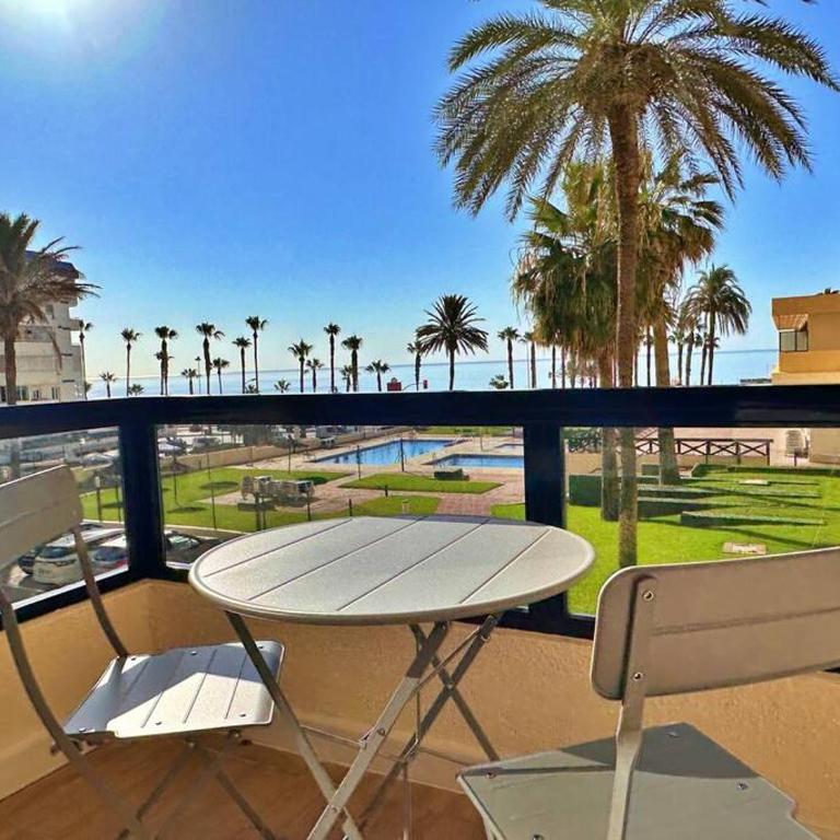 Apartamento frente mar y playa. - One-Bedroom Apartment - 15