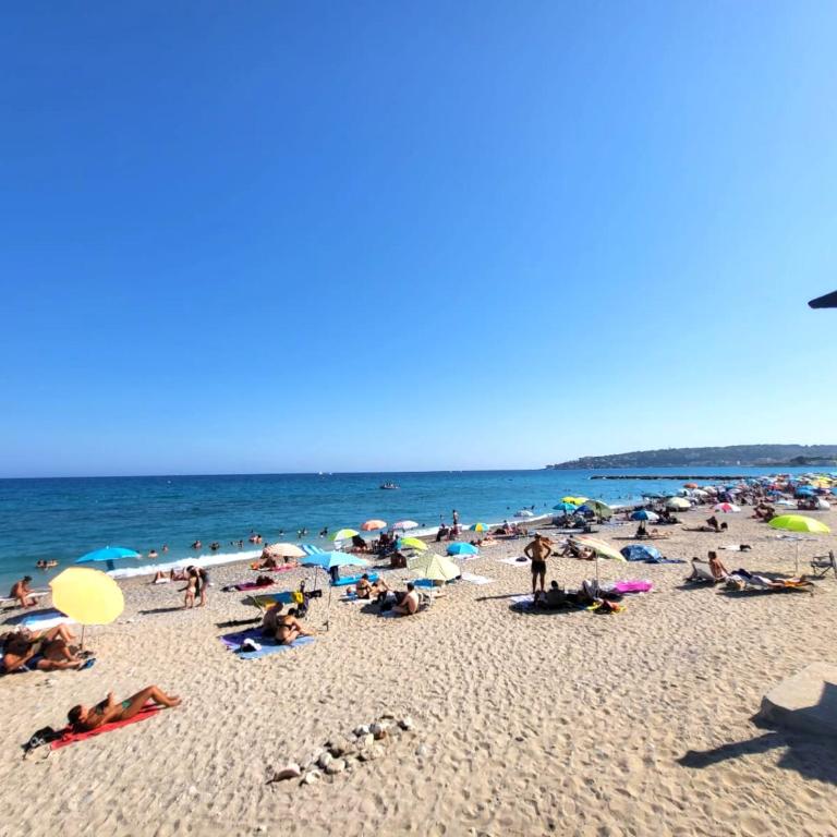 Cozy fully renovated apartment by the sea - Appartement 1 Chambre - 11