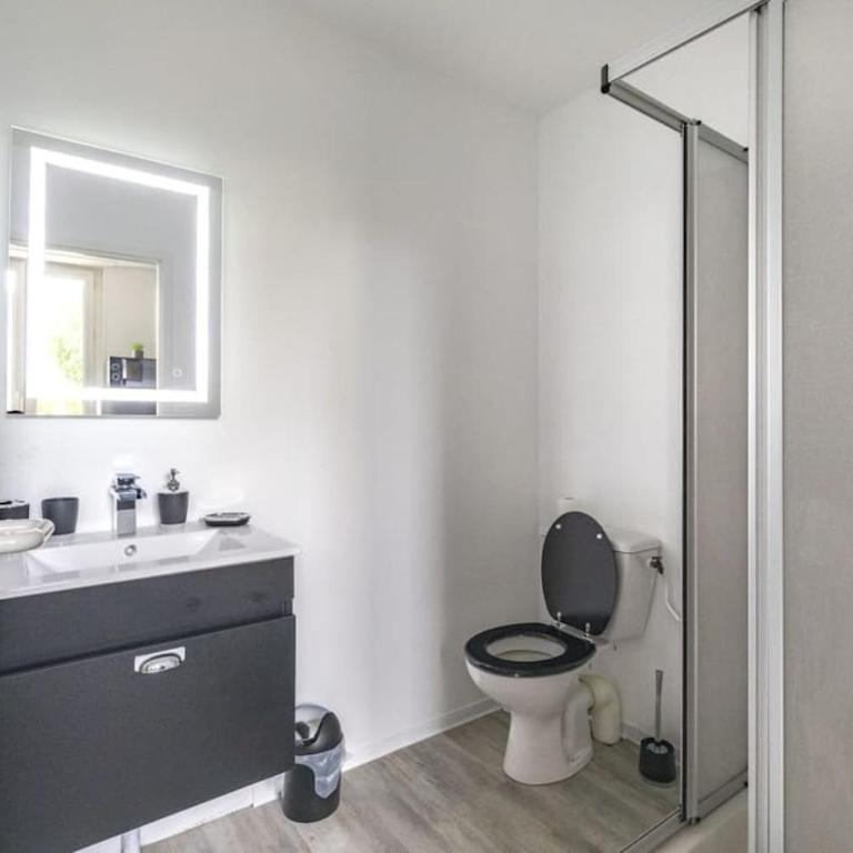 LE BOHEMIEN *STUDIO 30m²*WIFI*PARKING PRIVE*CALME - Estudio - 18