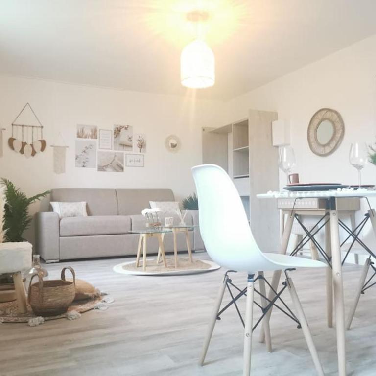 LE BOHEMIEN *STUDIO 30m²*WIFI*PARKING PRIVE*CALME - Estudio - 25