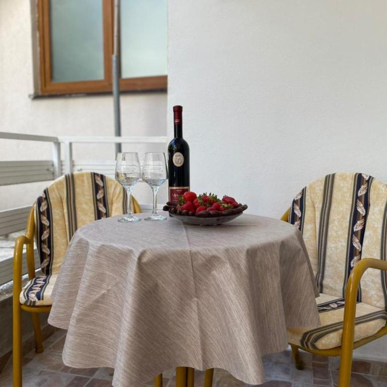 Jelić apartmani - Studio sa Terasom - 1