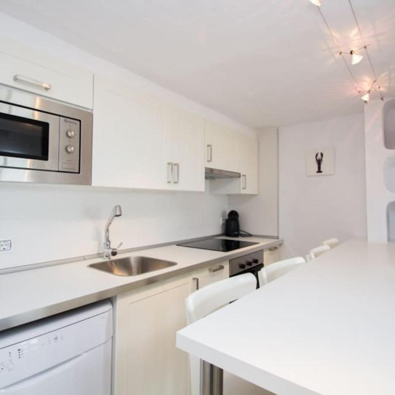 Fisherman's house, 1st line of sea - Apartamento de 2 dormitorios - 13