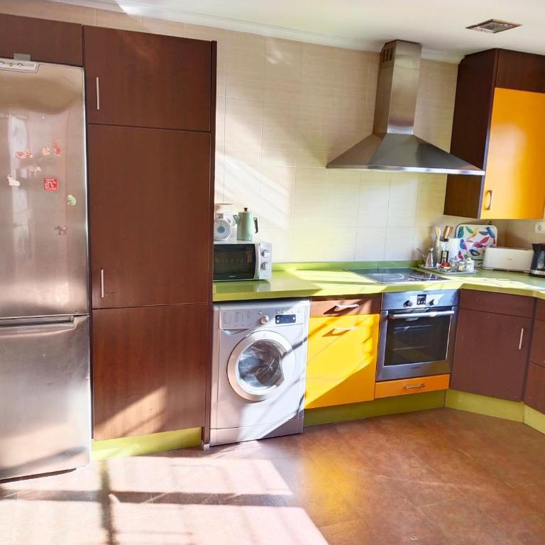 Preciosa casa grande con patio en Sevilla 8PAX - Casa de 4 dormitorios - 14