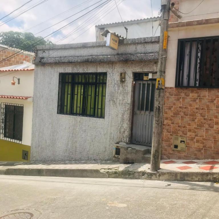 hostal la 18 - Habitación Doble con baño privado - 10