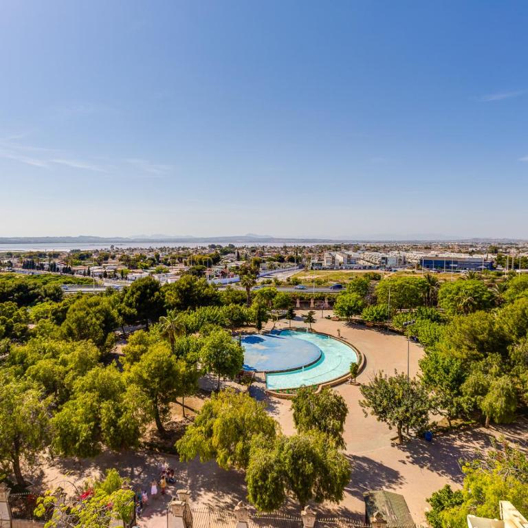 Parque de las Naciones - Three-Bedroom Apartment - 37