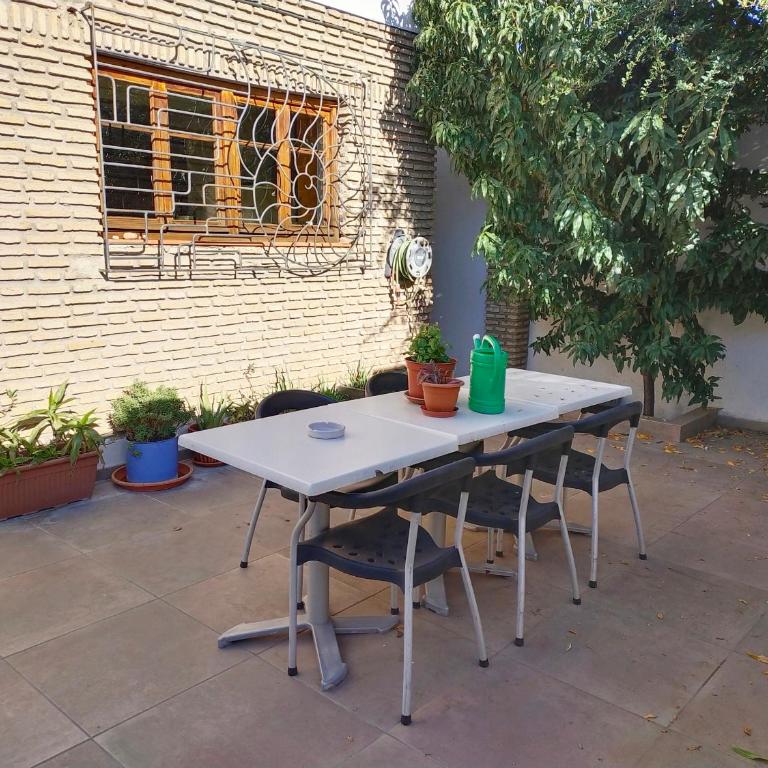 Preciosa casa grande con patio en Sevilla 8PAX - Casa de 4 dormitorios - 5