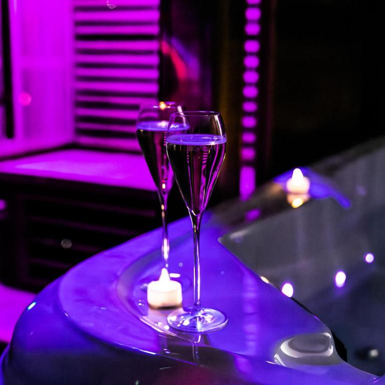 Love room jacuzzi La Villa Des Charmes - Villa 1 Chambre - 10