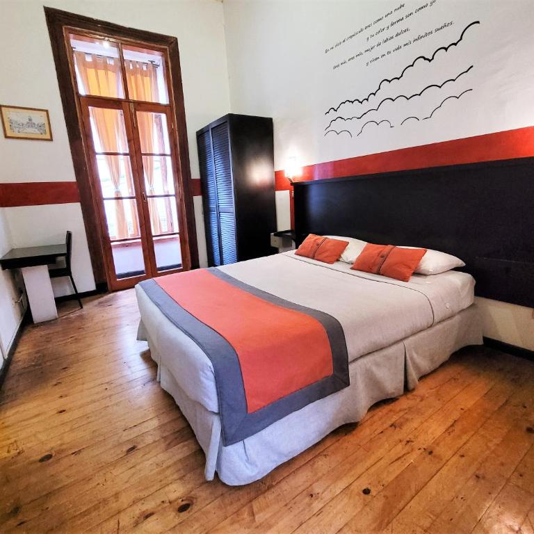 Maki Hostels & Suites Valparaiso - Habitación Doble con baño privado - 4