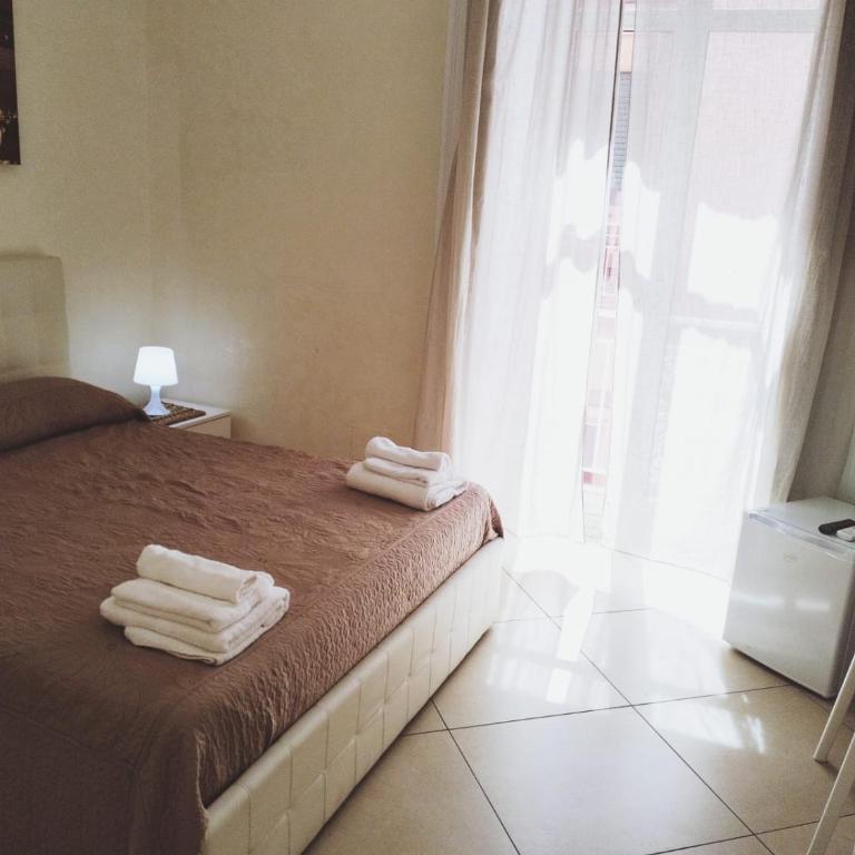 La dolce Dimora - Double Room with Private Bathroom - 3