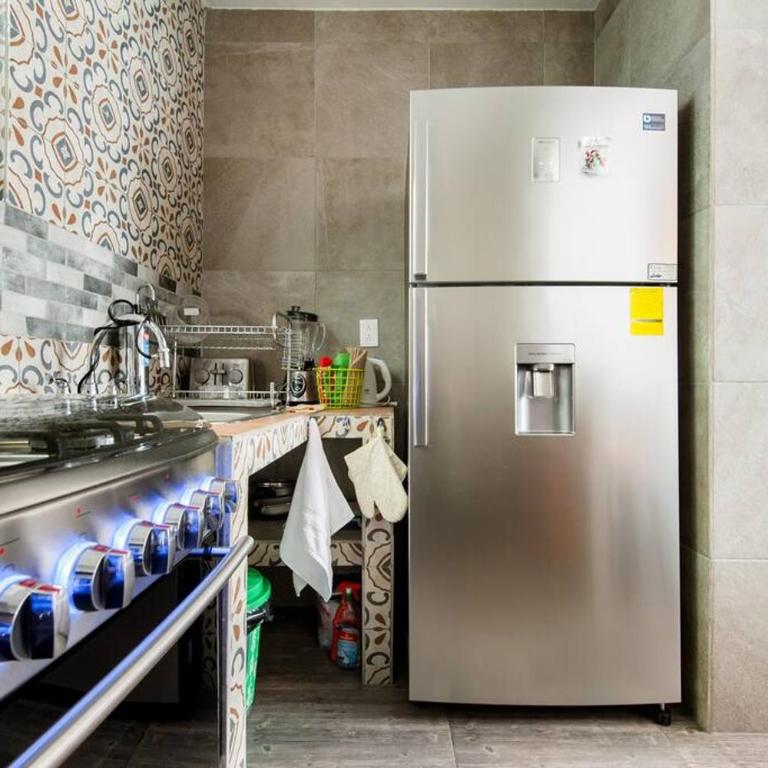 Hermoso Depto dentro del corazón en Roma Norte CDMX - Three-Bedroom Apartment - 6